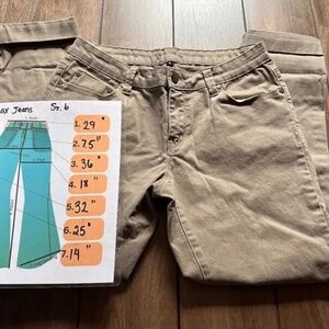 Max Jeans Tan Denim Cuffed Cropped Size 6